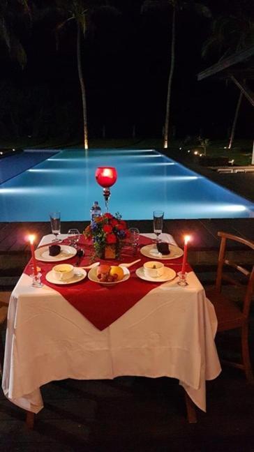 The Lighthouse Negombo Hotel Buitenkant foto