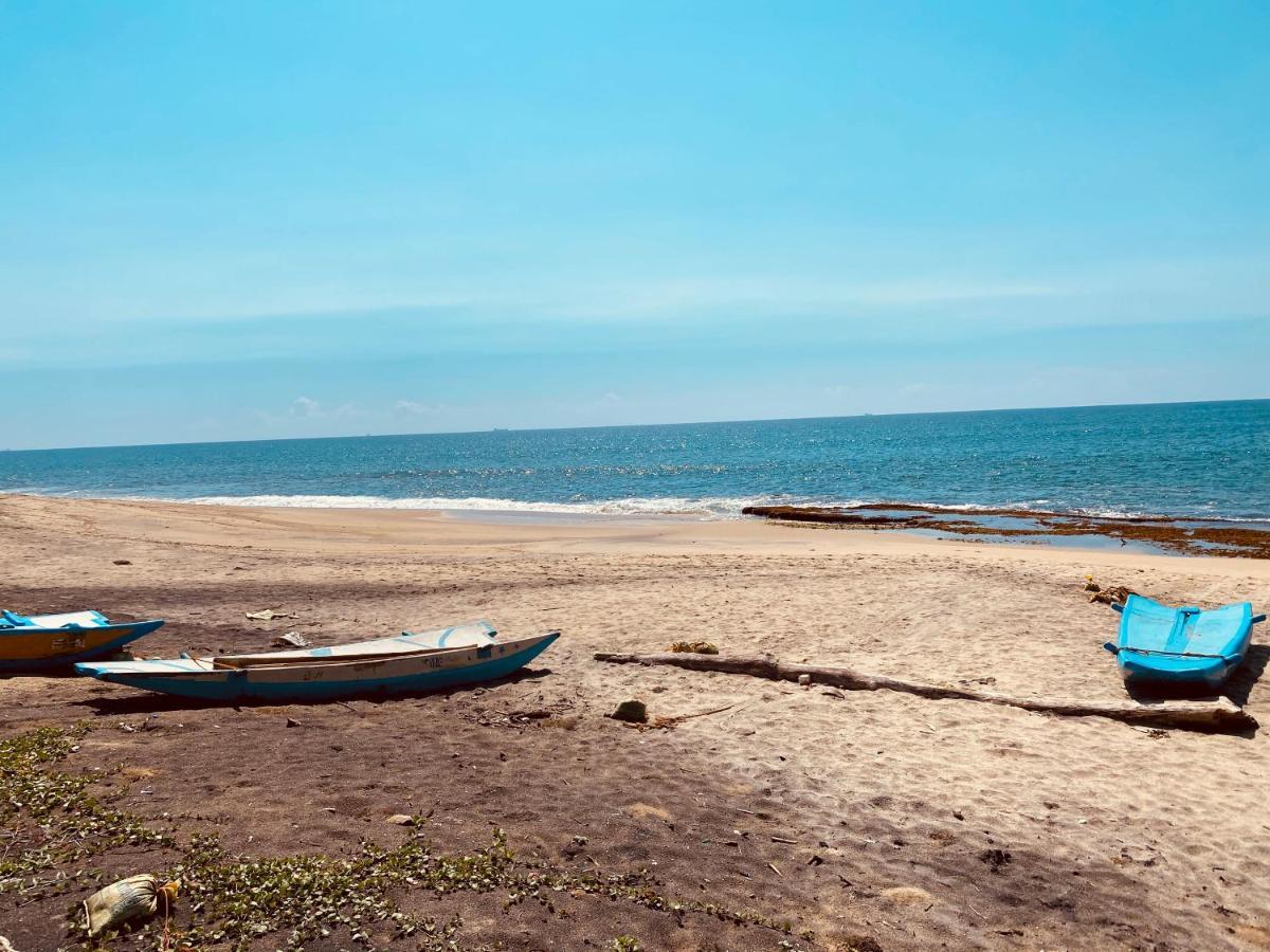 The Lighthouse Negombo Hotel Buitenkant foto